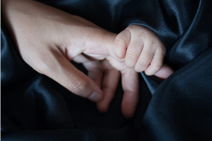 When Connection Feels Distant: Struggling to Bond With Your Baby Postpartum